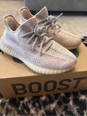 adidas Yeezy Boost 350 V2 Tan Pink Cream Box Label